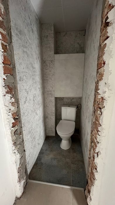 Собственик продава етаж от къща
