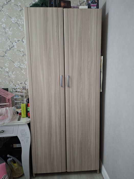 Шкаф плательный, полки