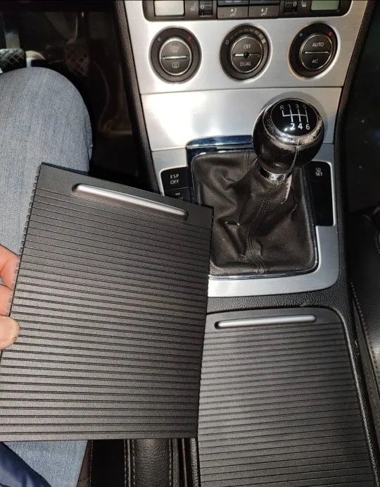 Rulou usita glisanta suport pahare VW Passat B6 B7 CC negru