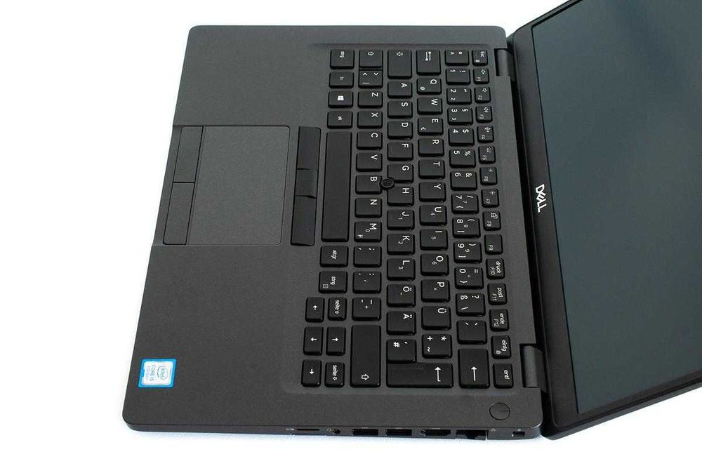 Лаптоп DELL Latitude 5400 14" FHD i5-8265U / 16GB RAM / 256GB SSD