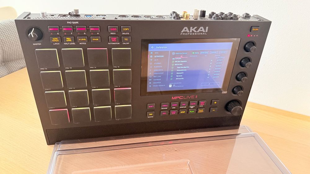Akai MPC Live 2 Decksaver Plugins SSD 512