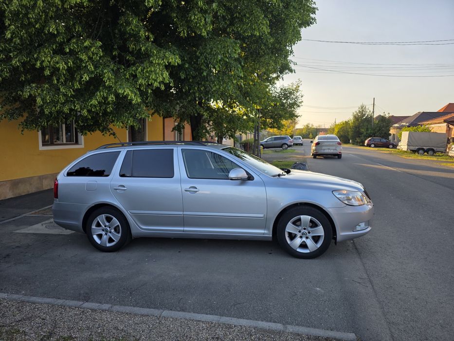SKODA Octavia 2009 — imagine 5