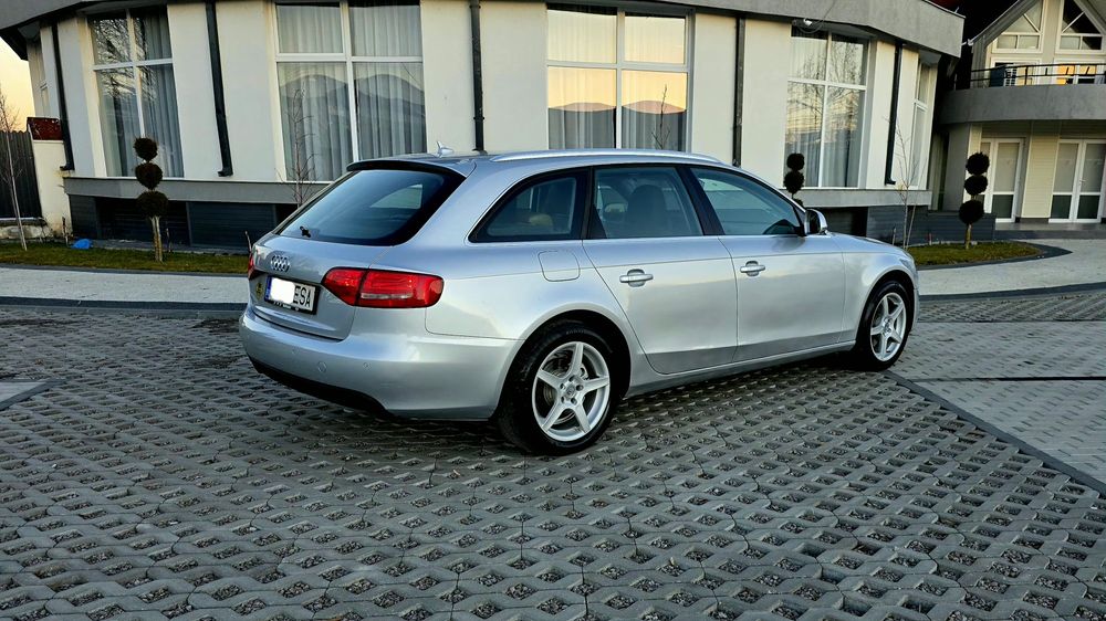 Audi A4  B8 / 2.0TDI Automat