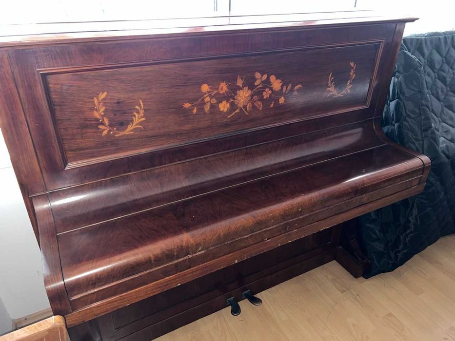 Немско акустично пиано C BECHSTEIN