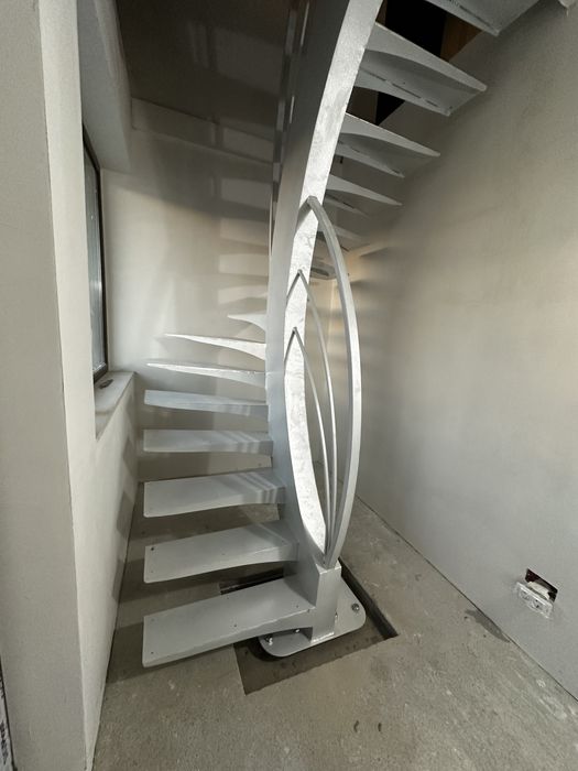 Confectii metalice/ Vopsire electrostatica/ Debitare/ Indoire