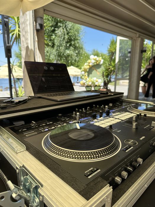 Pioneer DDJ-REV7 + case – stare excelentă