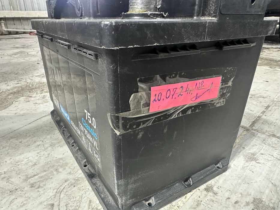Продам аккумулятор Титан 75.0