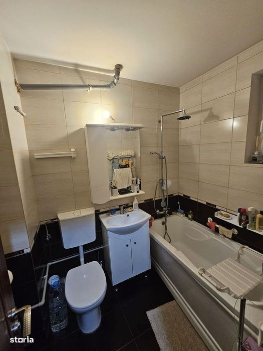 Apartament 3 camere decomandat Brazda lui Novac etaj 2