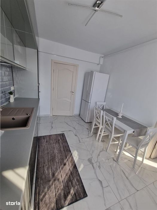 Apartament tip penthouse 2 camere si terasa proprie