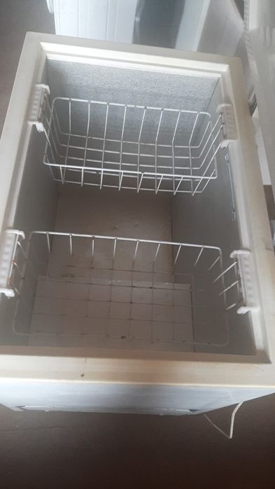 Продам морозилку