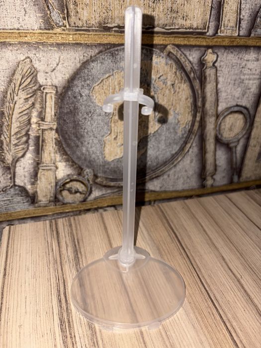 Подставки для кукол