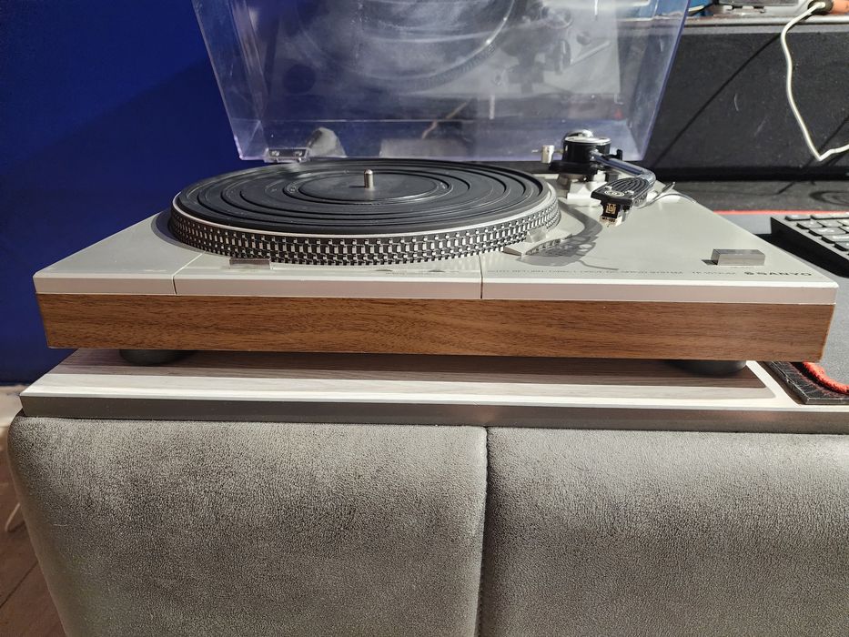 Pioneer,  Sanyo,  Dual