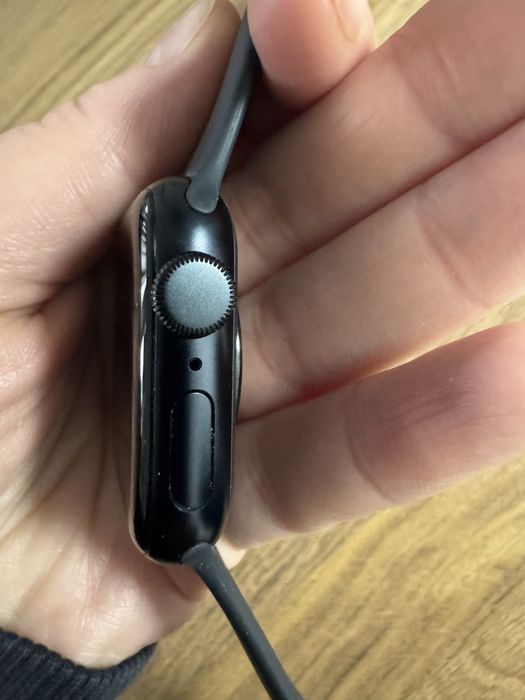 Ceas Apple SE 2025