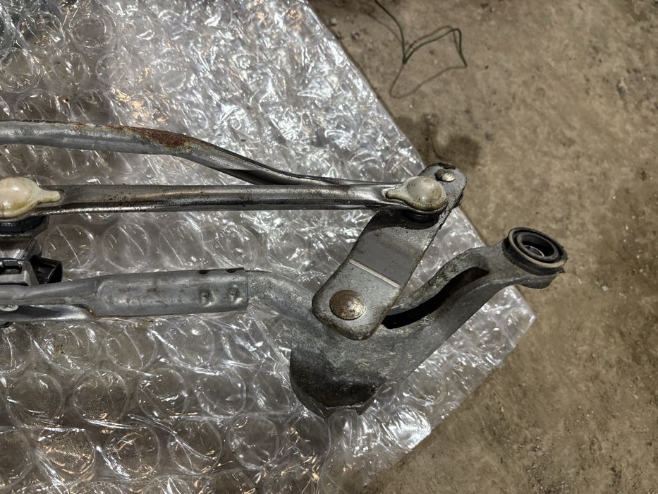 Mazda 5 2007 година Мотор Предни Чистачки