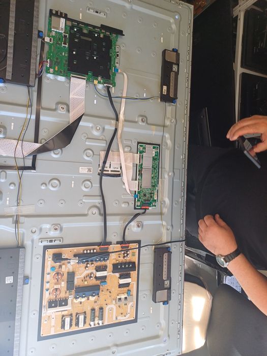 Samsung 65q80b на части