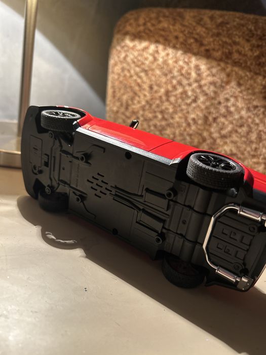 Машинки на батарейках