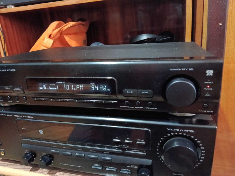 Amplituner KR-A5050 + Tuner Kenwood KT-6050 Black