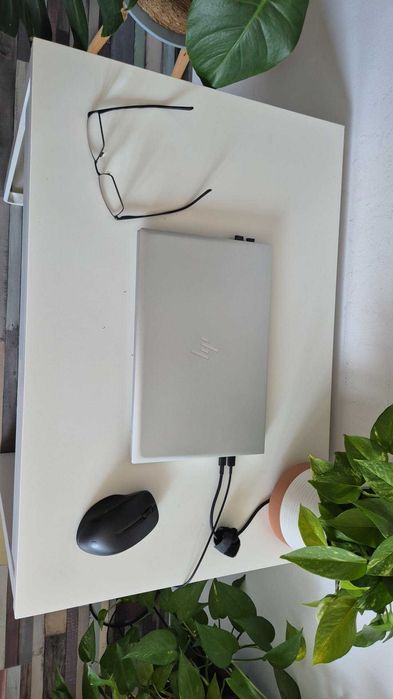 Birou pentru laptop