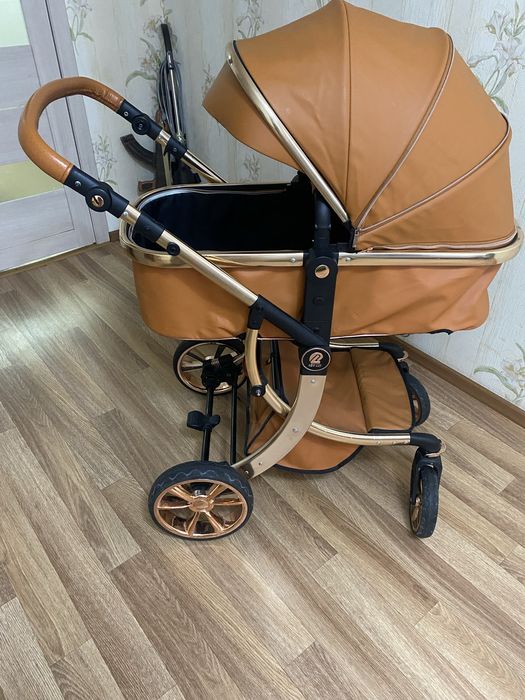 Продам коляску цена 45000