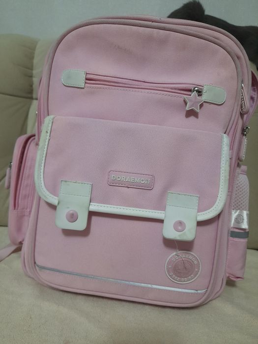 Школьный рюкзак для девочек