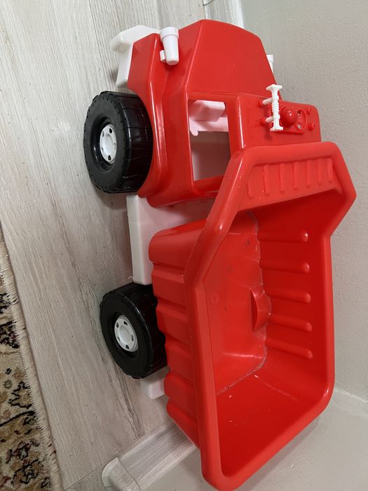 продаю игрушки новые