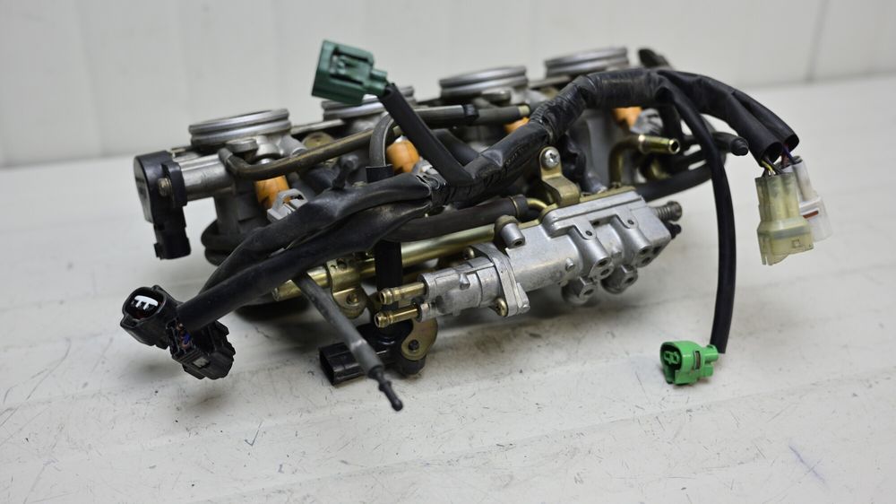 Rampa Injectie Yamaha FZ6 2004 - 2009 Corp Cu TPS Si Injectoare