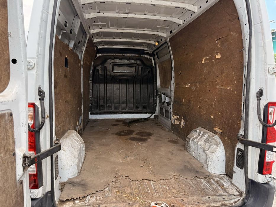 Renault Master 2.3 2016  2016г 120кс