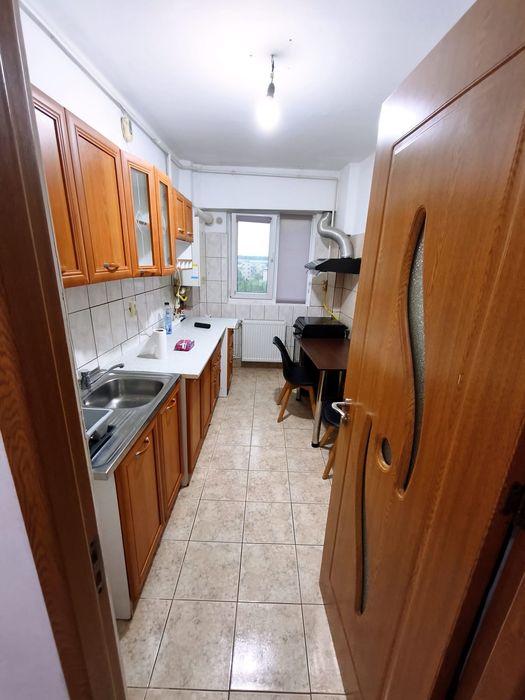 Închiriez apartament 2 camere