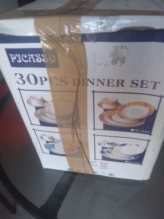 Set farfuri portelan 30 pirse