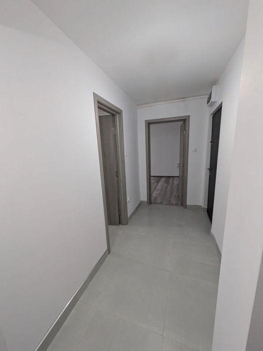Apartament 2 camere decomandat.  Complet renovat