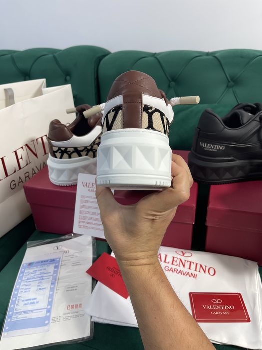 Adidasi Valentino piele naturala Full Box colectie noua Premium