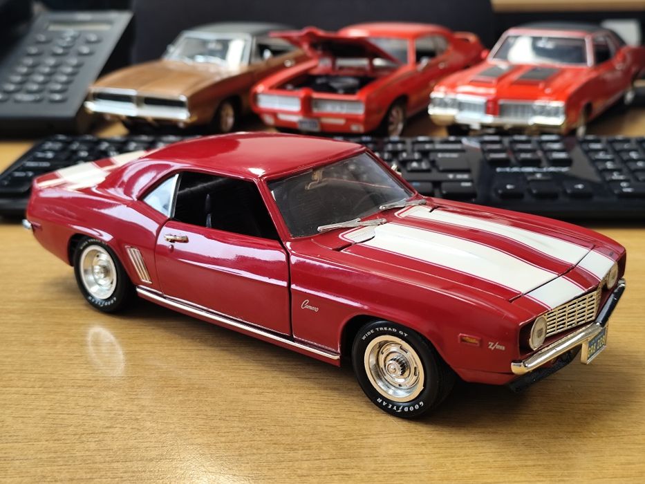 Macheta Chevrolet Camaro 1969 1:18