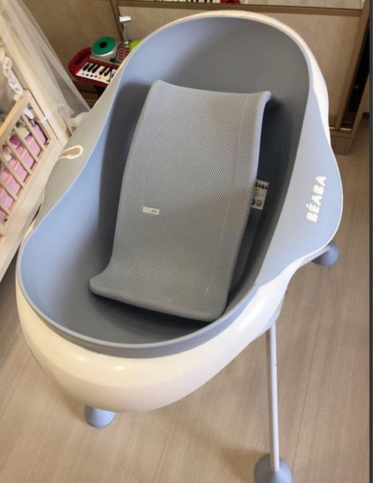 продам ванночку Beaba