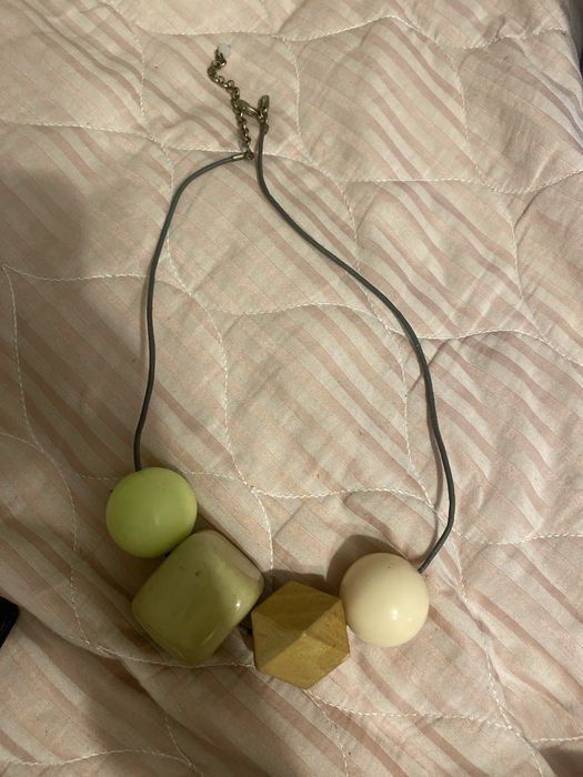 Продаються украшения