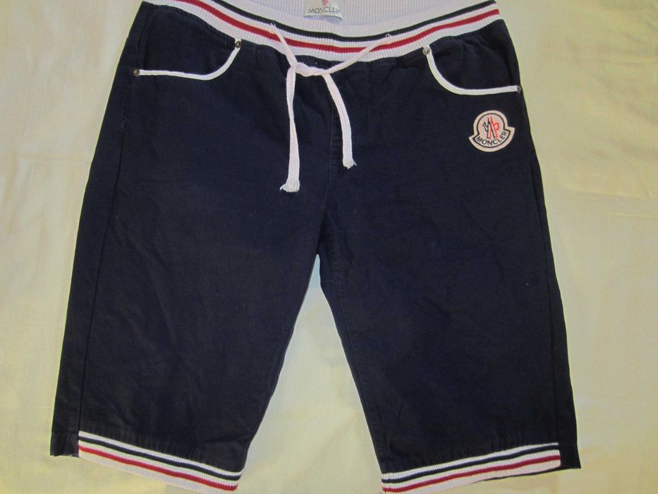 Pantalon bermude , masura XL, bleumarin, 2 buzunare laterale, 2 buzunare spate, stare f.buna
