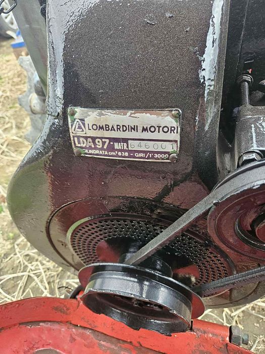 Vând tractor goldoni