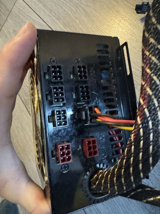 Sursa ENERMAX japoneza  400 w modulara ATX