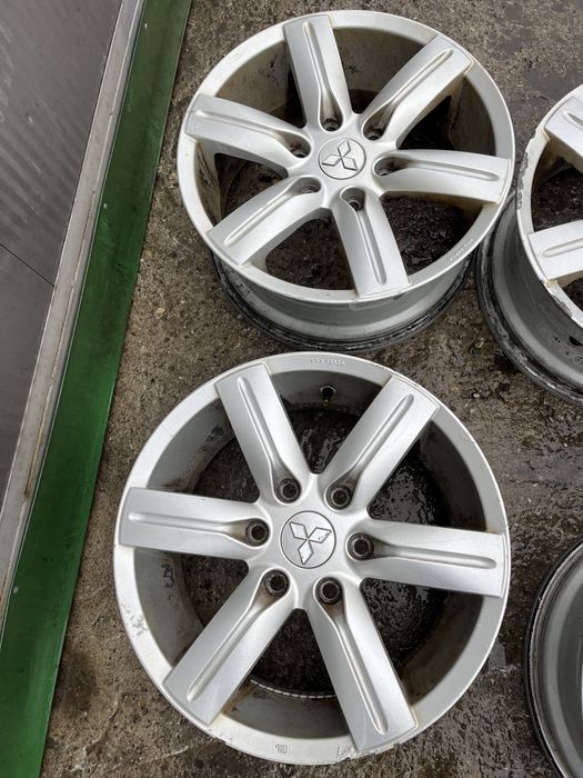 Джанти Mitsubishi 6x139,7 18 ET46