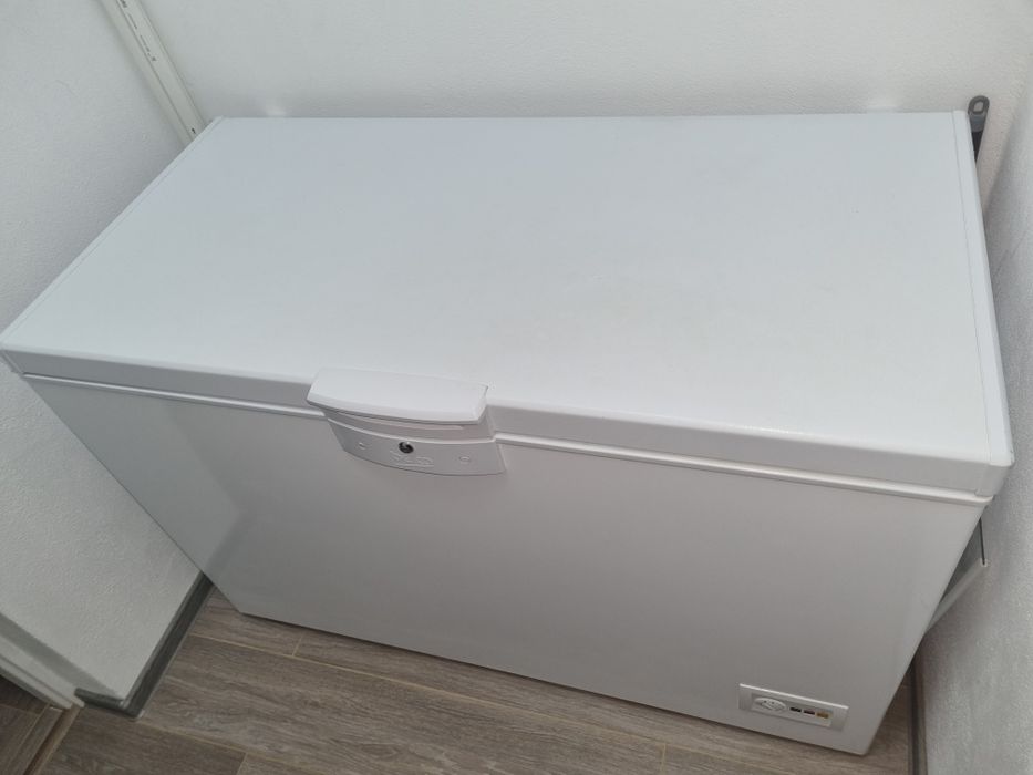 Lada frigorifica beko nou 284 litrii!