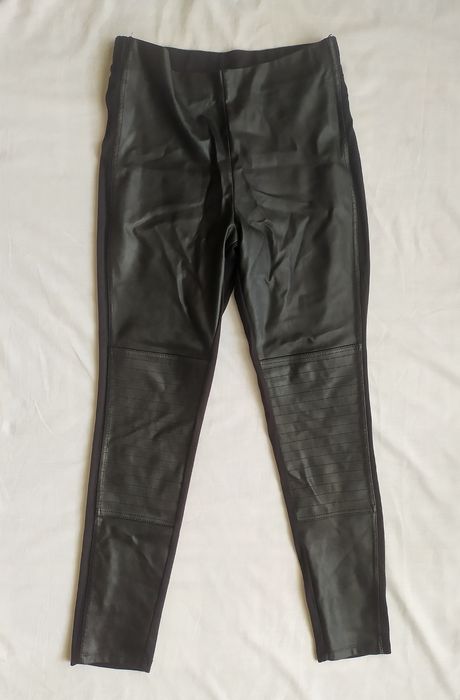 Дамски черен кожен клин