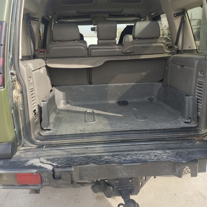 Land rover discovery 2