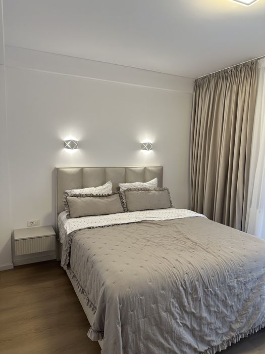 Inchiriez apartament  2 camere nou