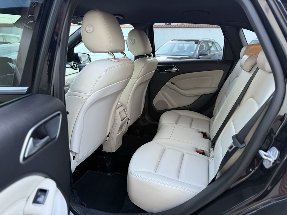 Vand Mercedes B-class An 2012 Motor 1.8 Diesel