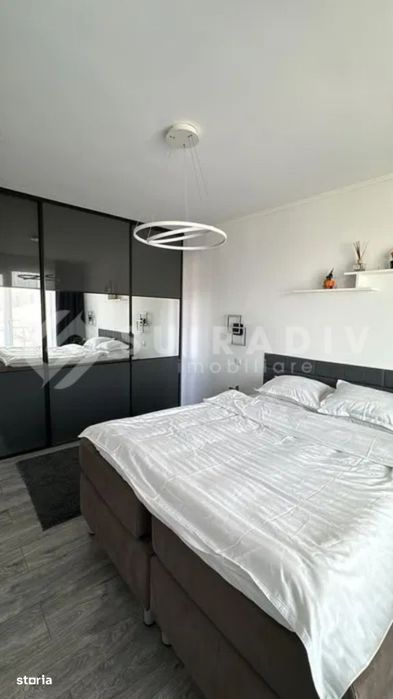 Penthouse modern, terasa cu jacuzzi si gratar, parcare-zona Vivo