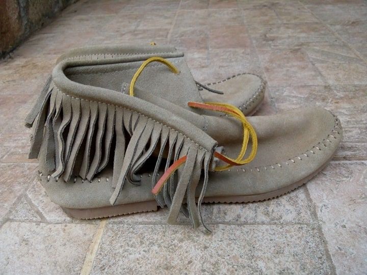 Дамски кожени обувки