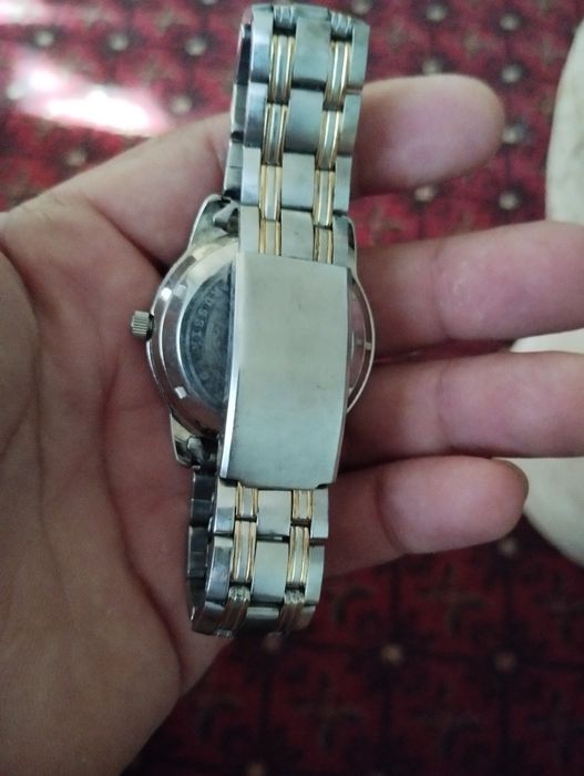 Продам часы новые юбилейные