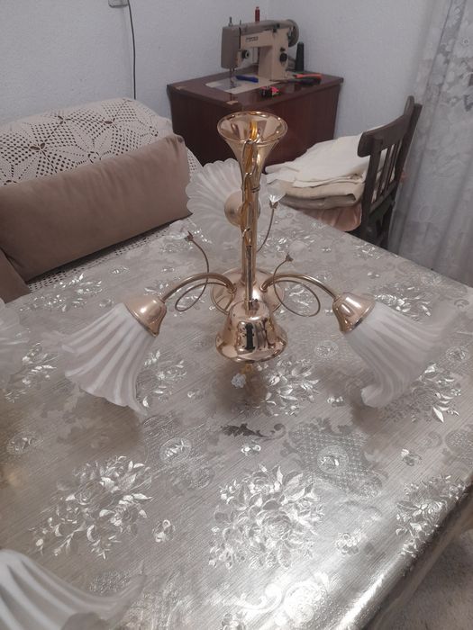 Полилей 2 еднакви