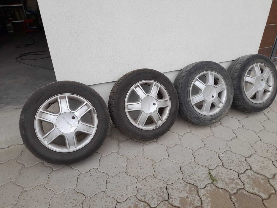 Jante aliaj cu cauciucuri de iarna 185/65r13