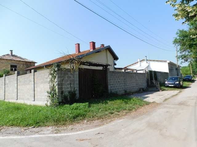 Продава се Къща в Търговище, Център - 344 кв.м за 567 €/кв.м - Снимка #10