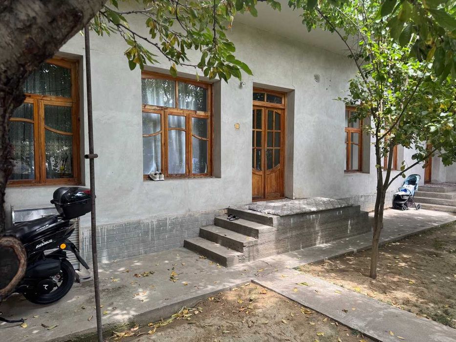 Xuvaydo va O'zbekiston mahallasida uy sotiladi